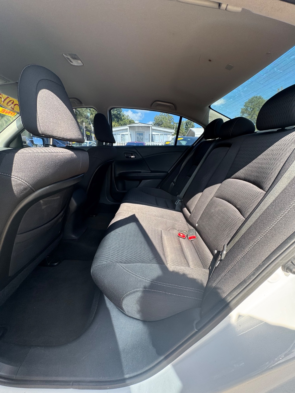 Honda Accord photo 6