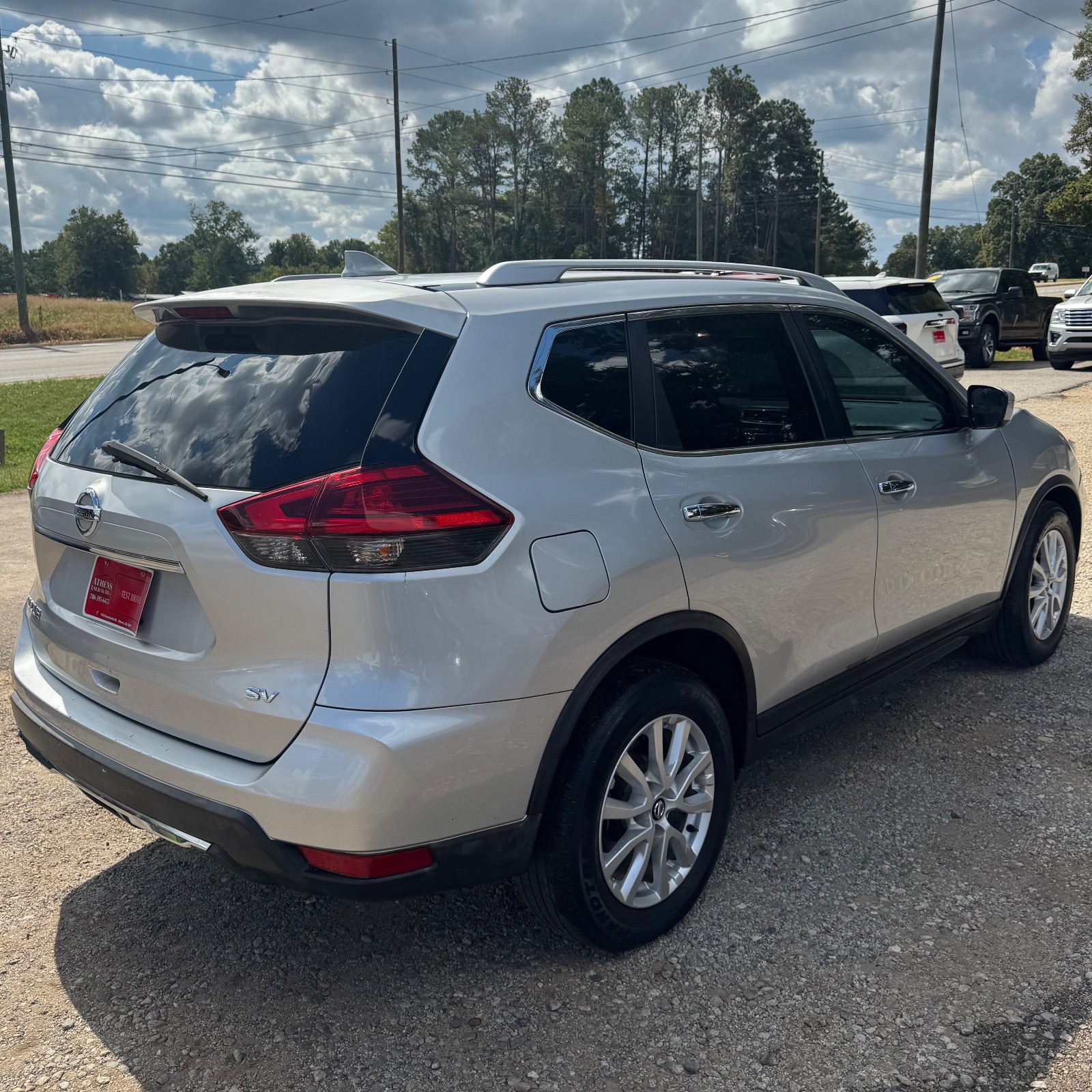 Nissan Rogue photo 3