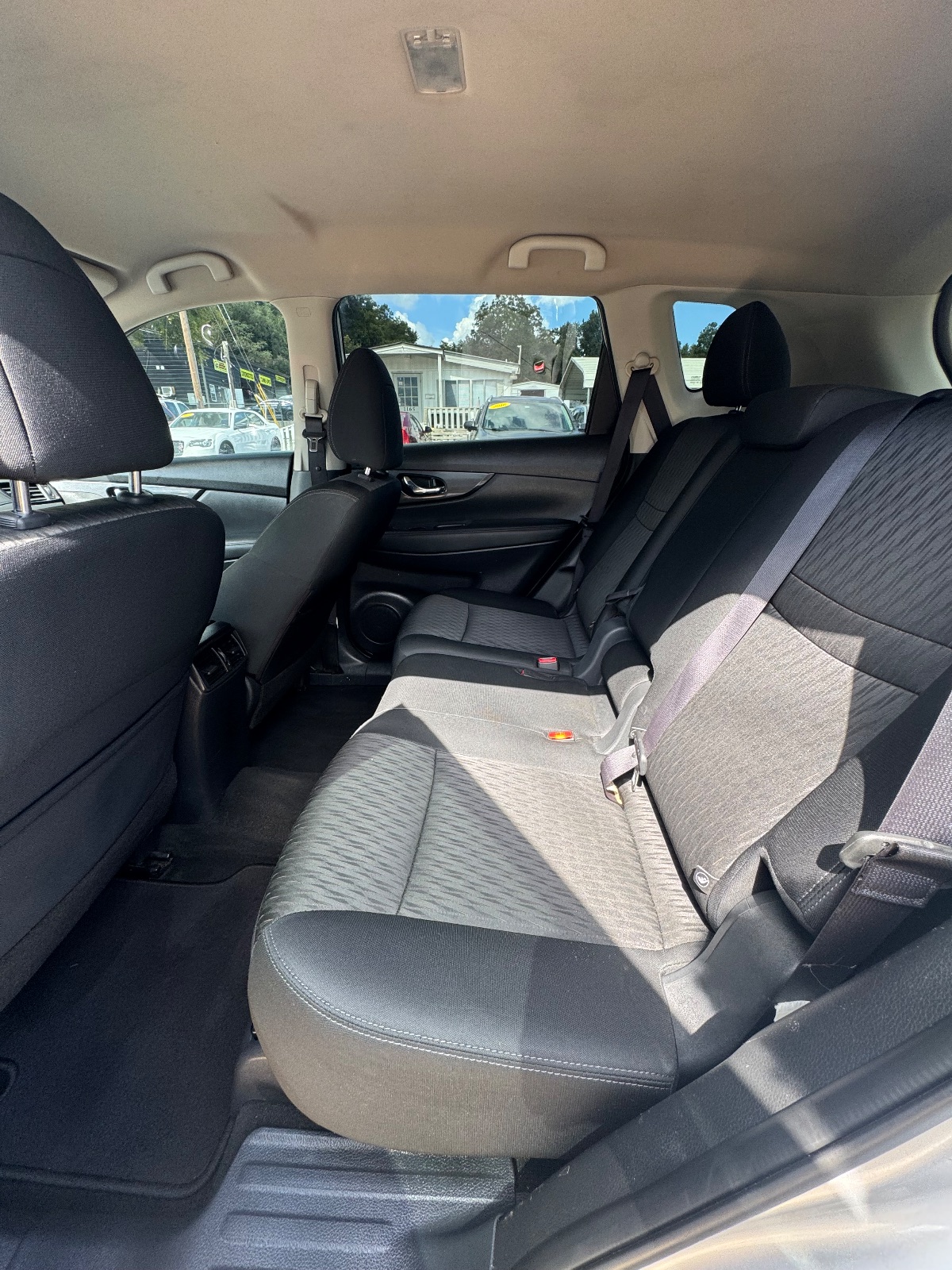 Nissan Rogue photo 6
