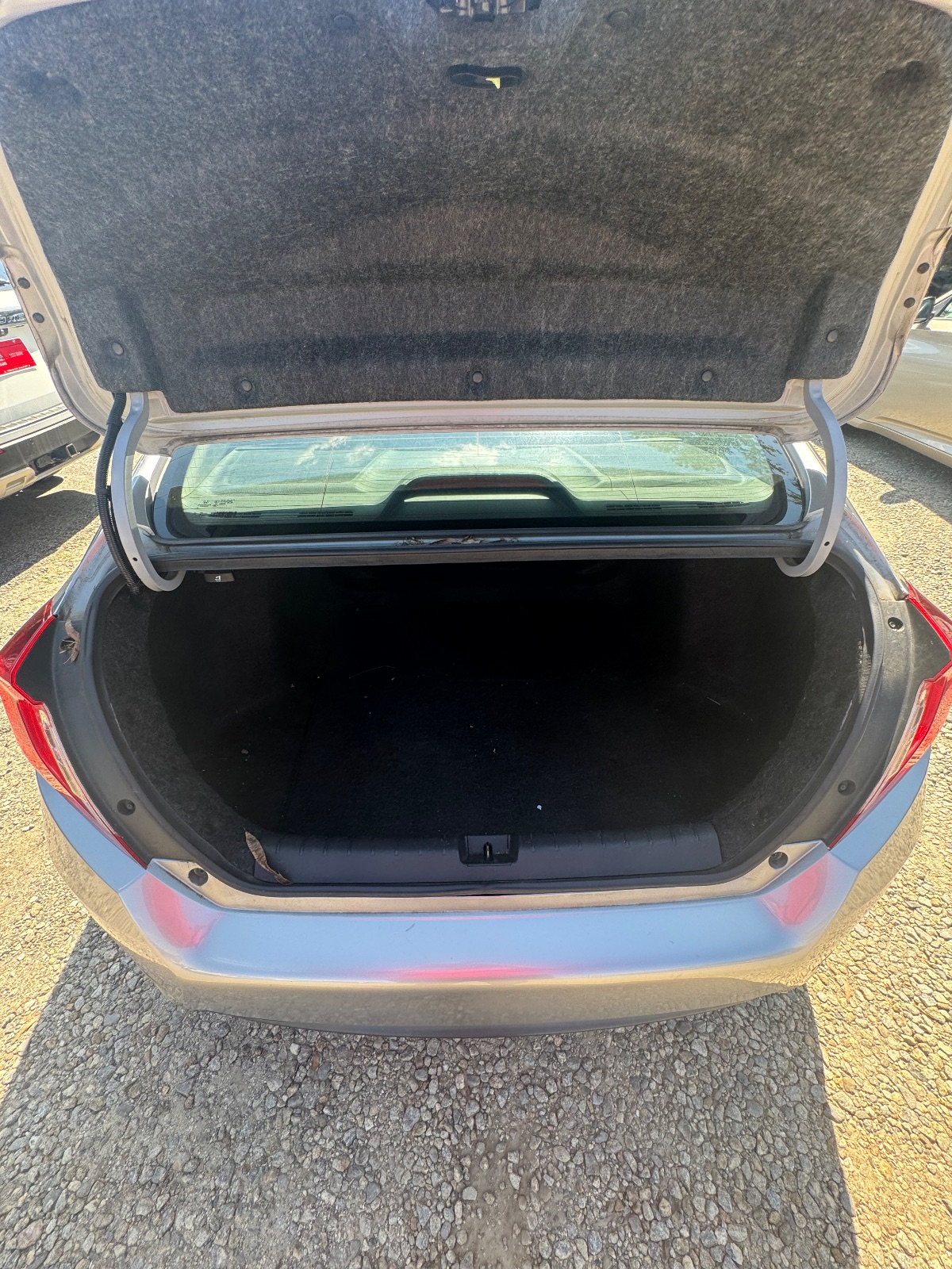 Honda Civic photo 7