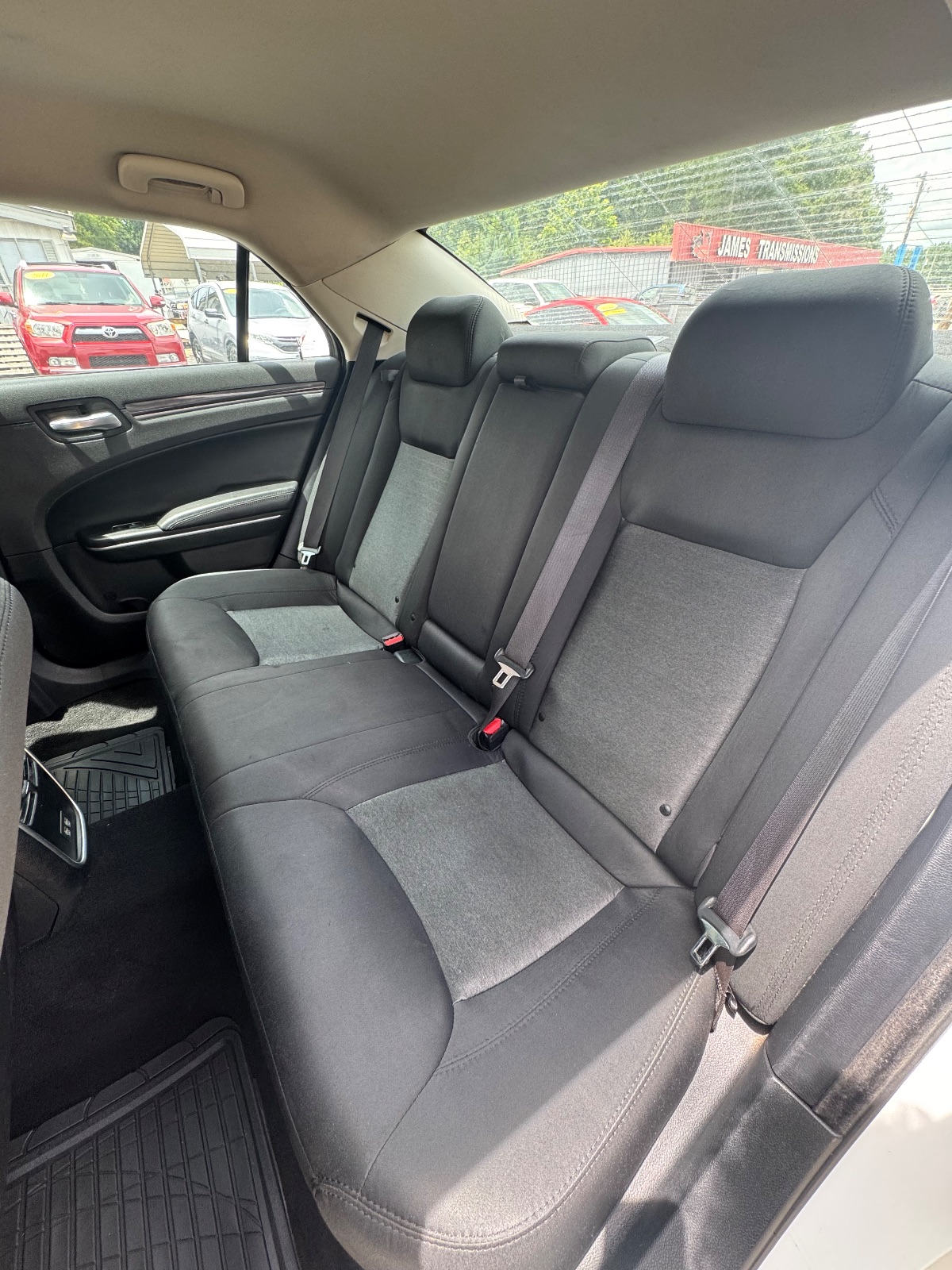 2019 Chrysler 300 – photo 6