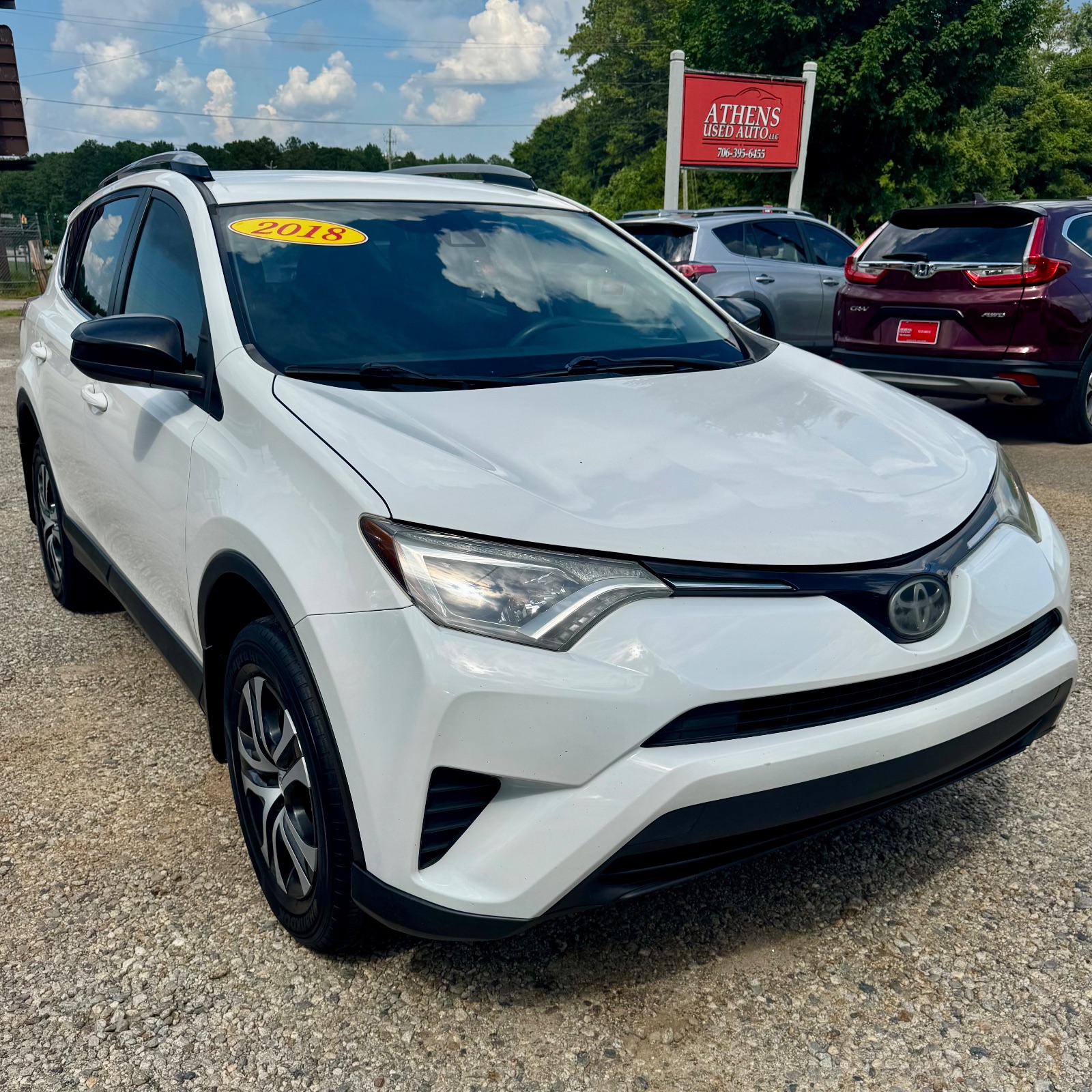 2018 Toyota RAV4 – photo 2