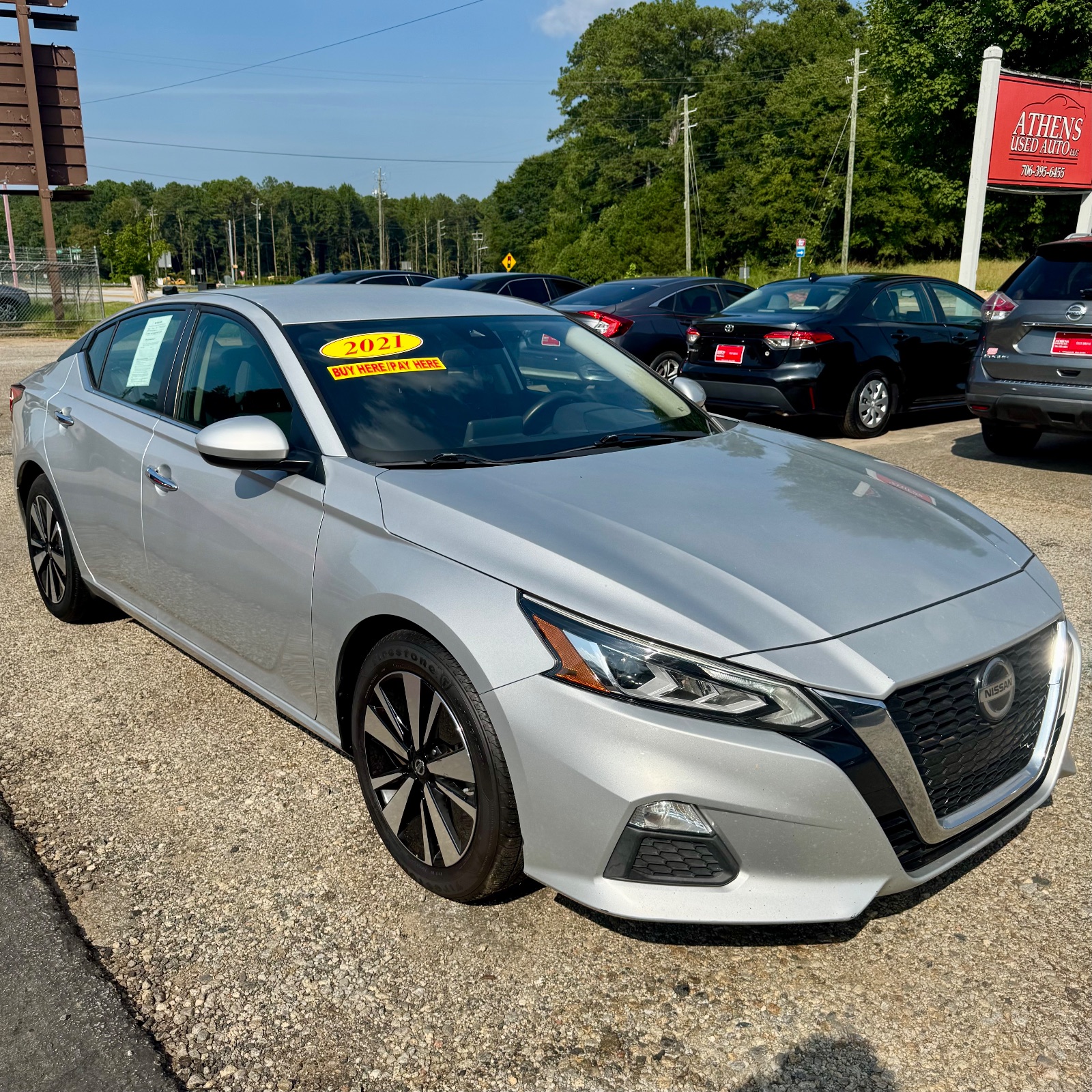 2021 Nissan Altima – photo 2