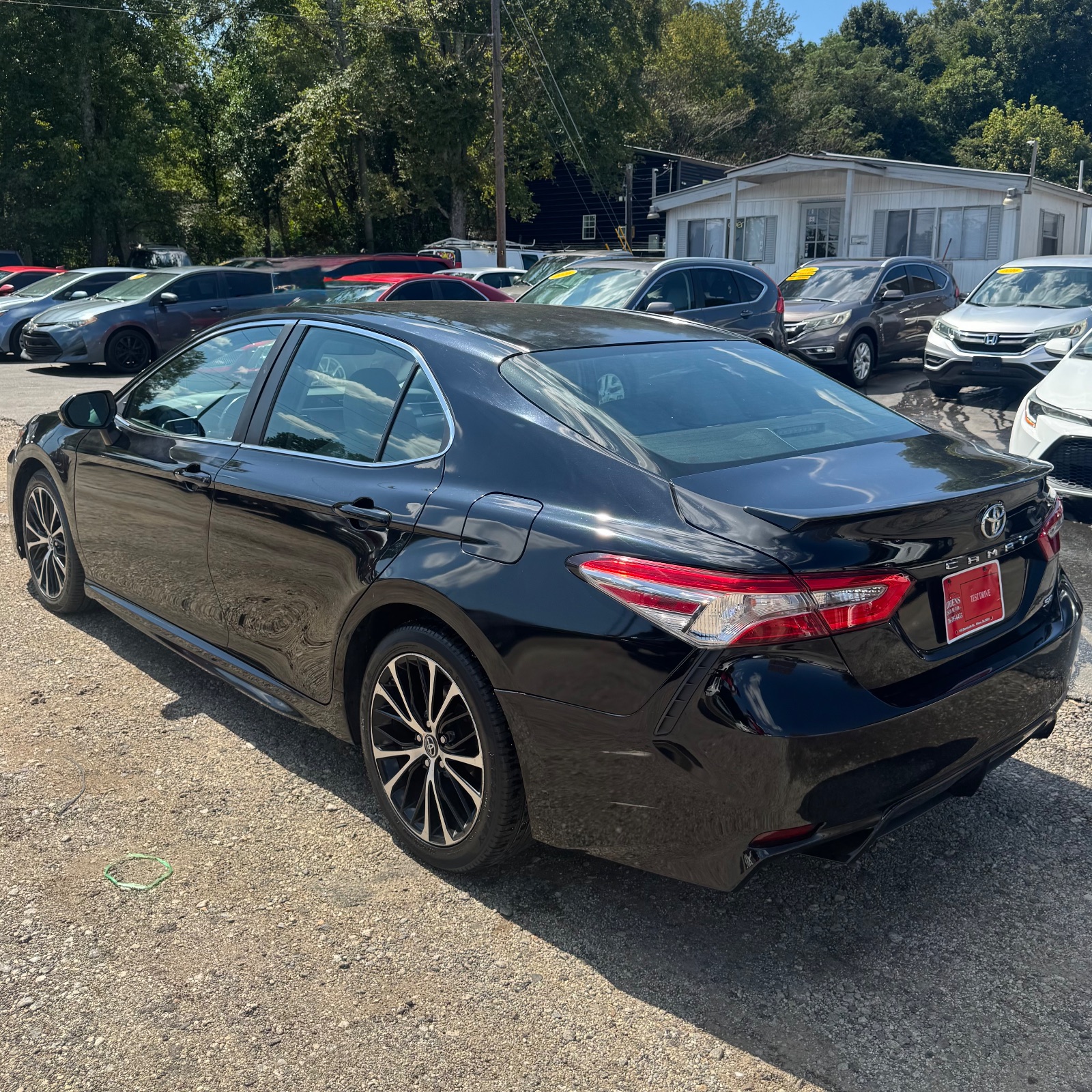 Toyota Camry photo 4