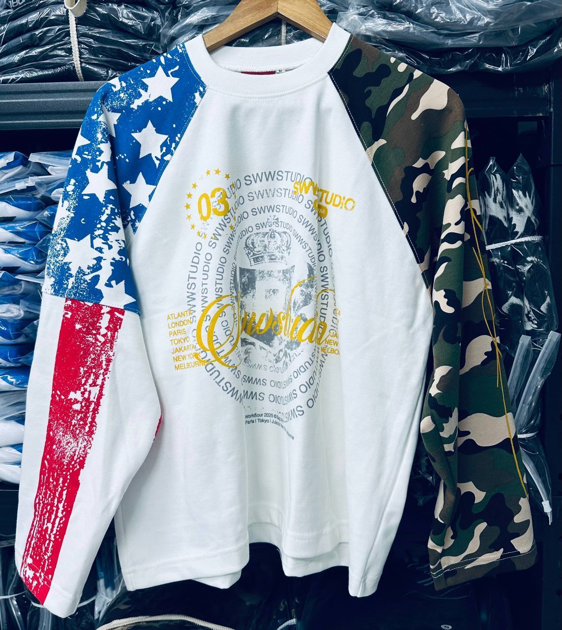 STREETWEAR