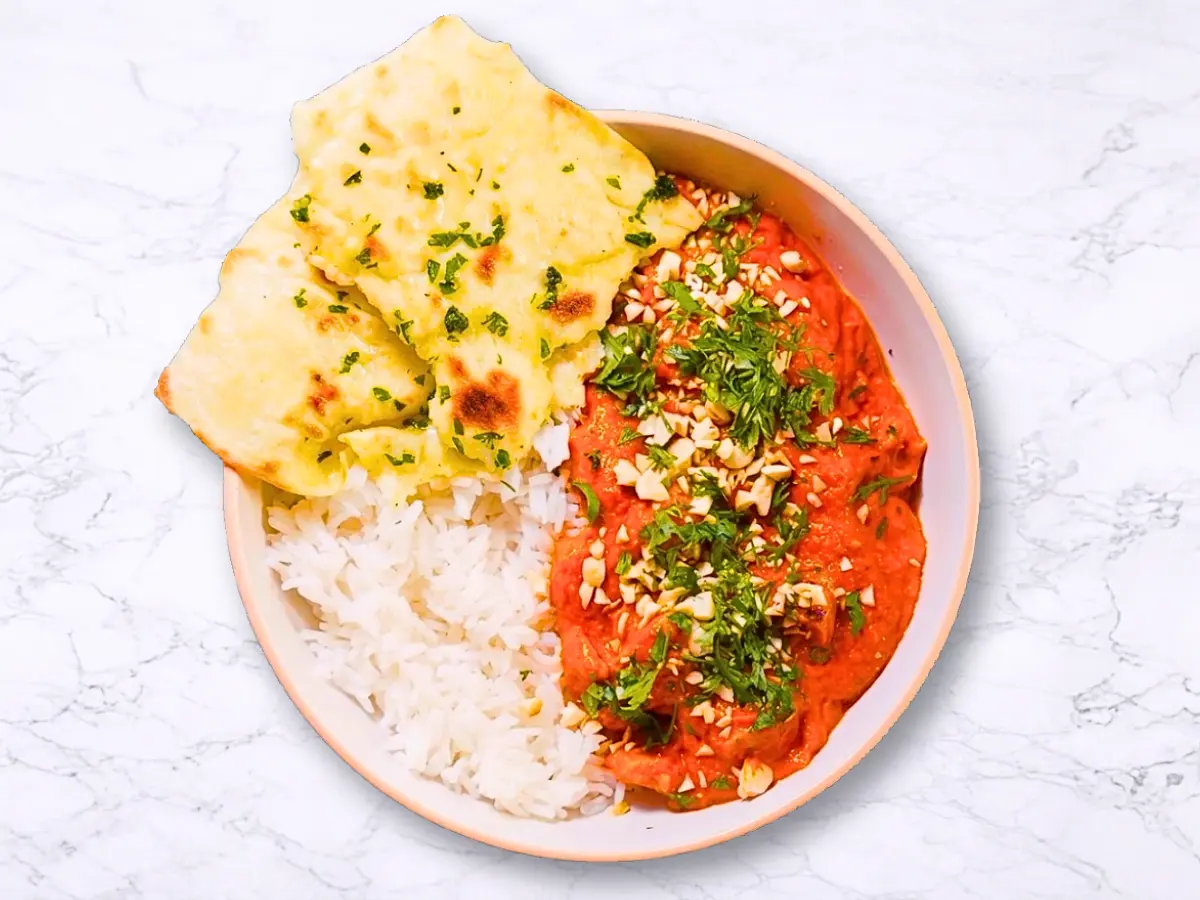 Butter Chicken With Garlic Butter Naan