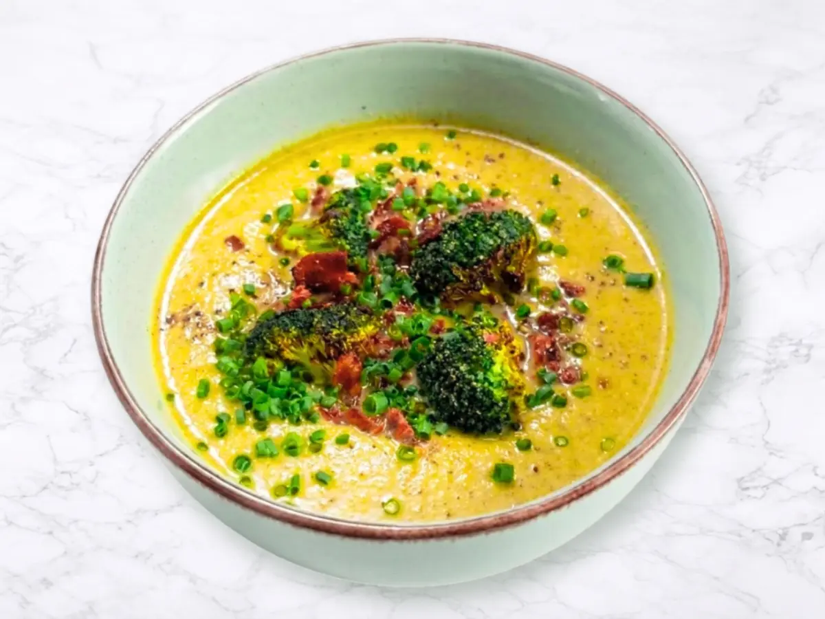 Creamy Broccoli Cheddar Soup