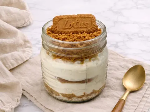Viral Japanese Biscoff Cheesecake