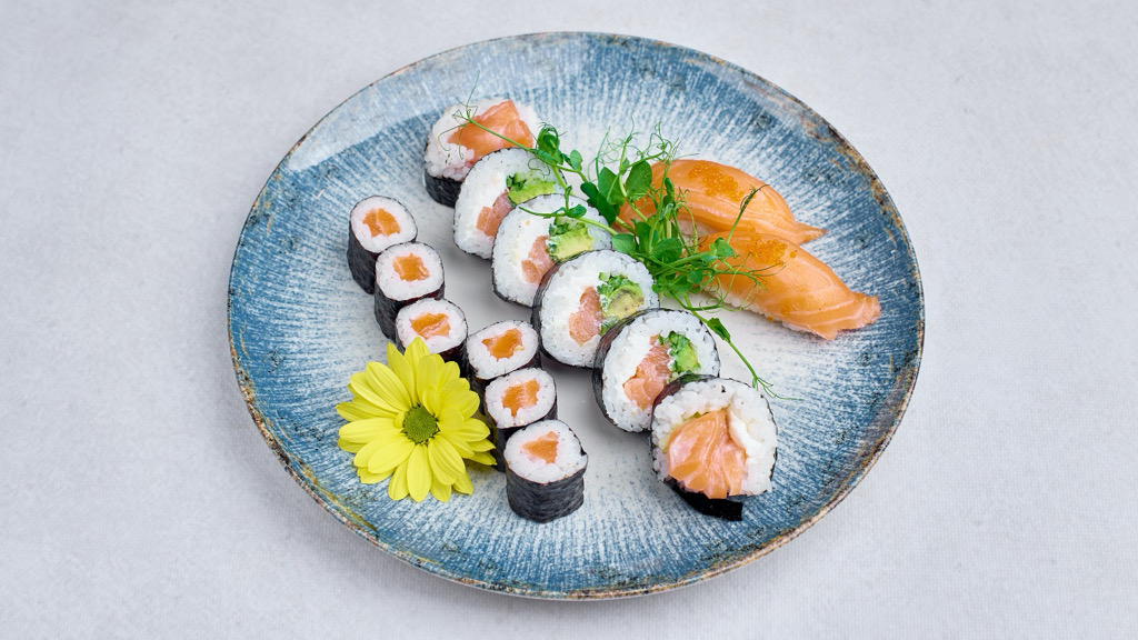 Salmon Set