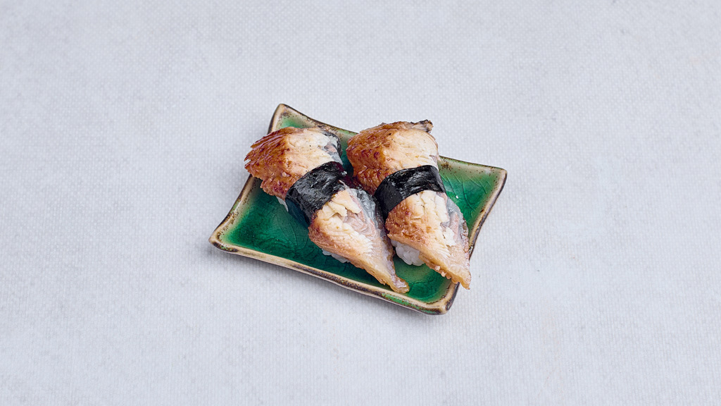 Yılan balığı nigiri (2 adet)