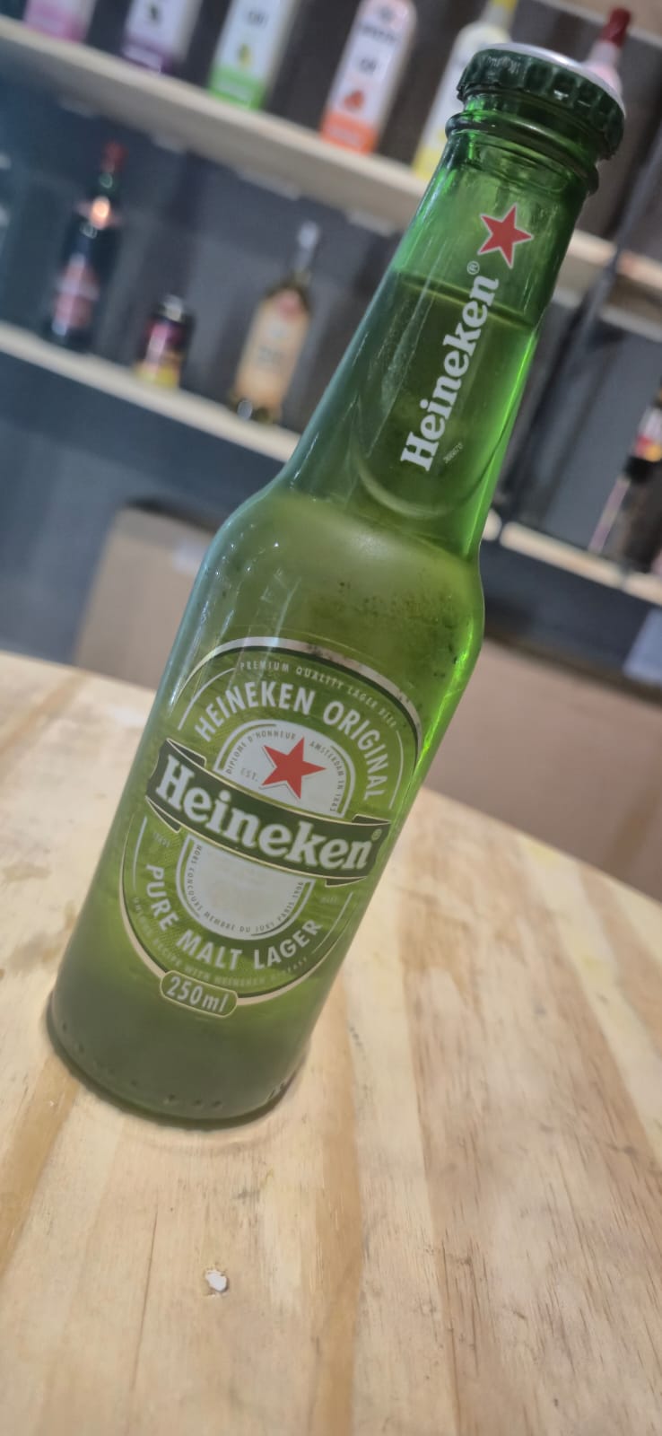 🟢 Heineken – 250ml (Garrafa)