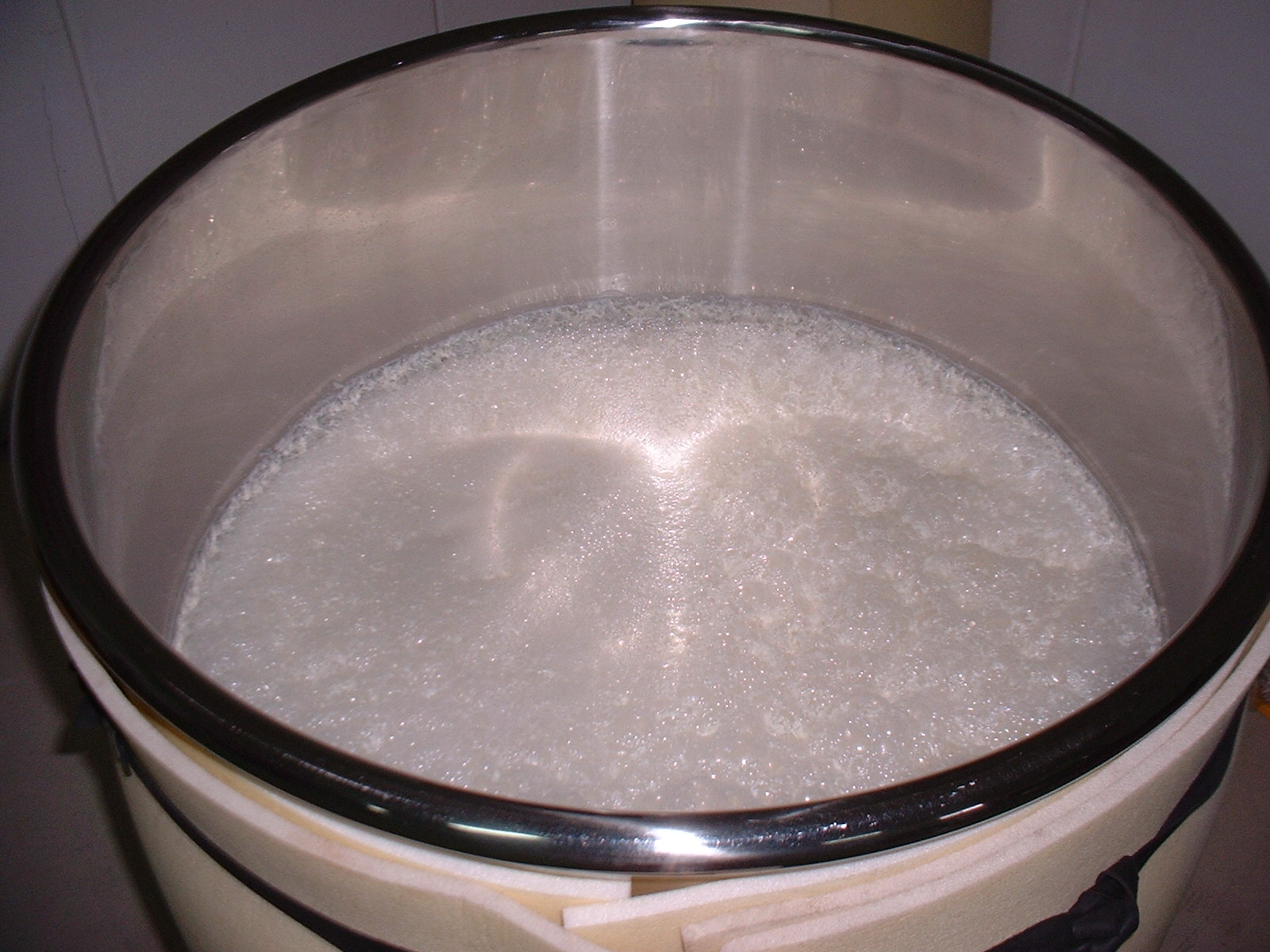 Fermenting moromi (mash) tank for the daiginjo