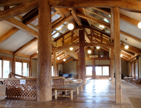 Second-floor hall built entirely of zelkova wood, with a column from a tree over 700 years old
