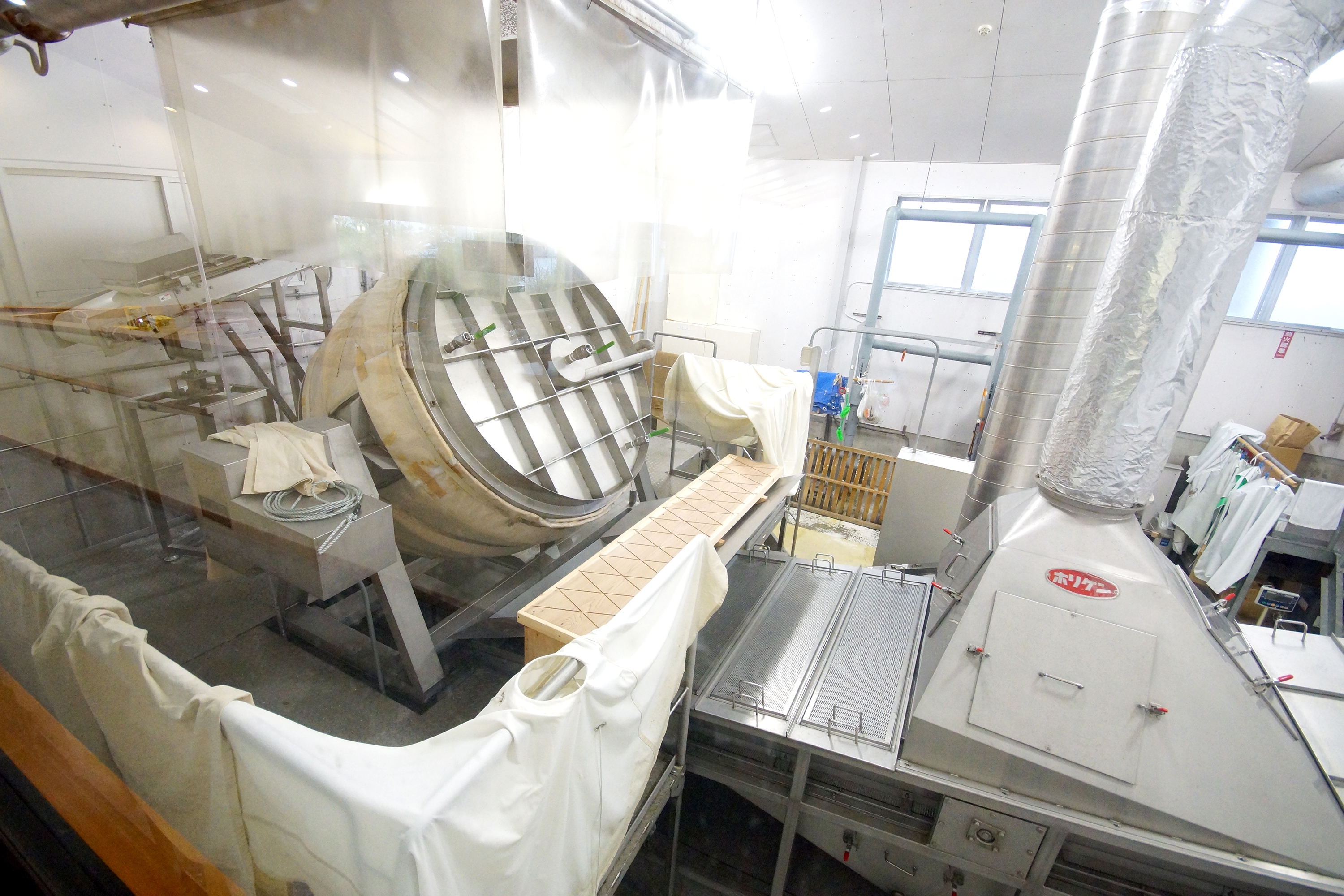 Rice steaming and koji-making equipment in the factory area
