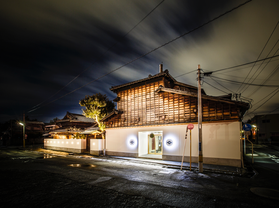 Night view of the brewery building entrance