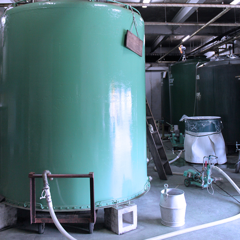 Filtration tank used to clarify the sake