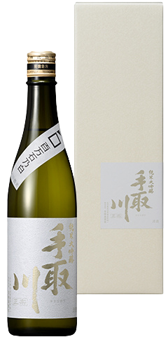 Tedorigawa Junmai Daiginjo Hyakumangokuno Shiro