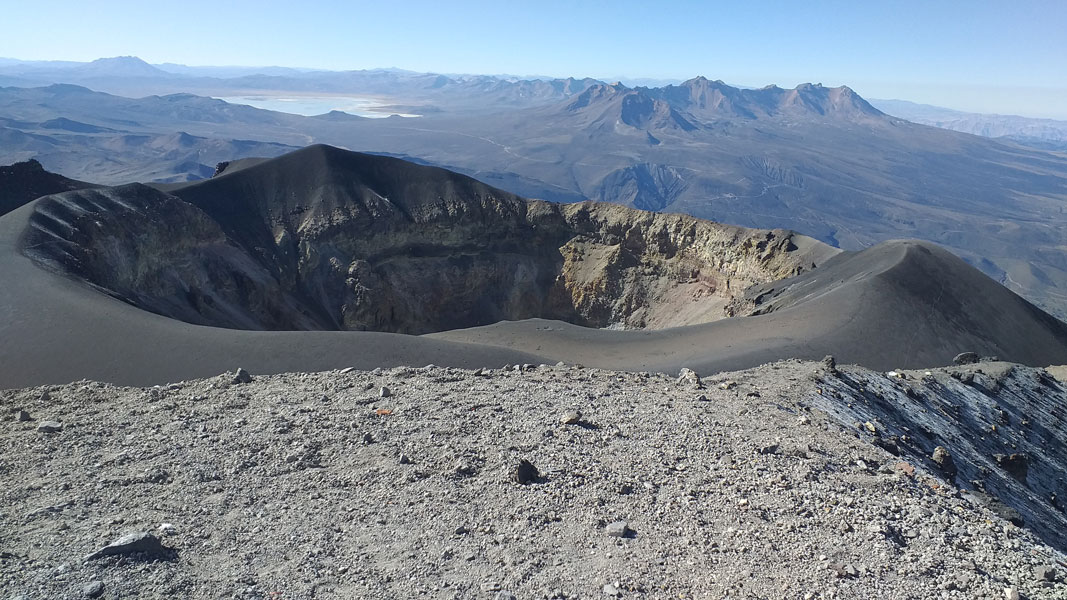 Lucio Huayhua Expeditions - Cráter del volcán Misti