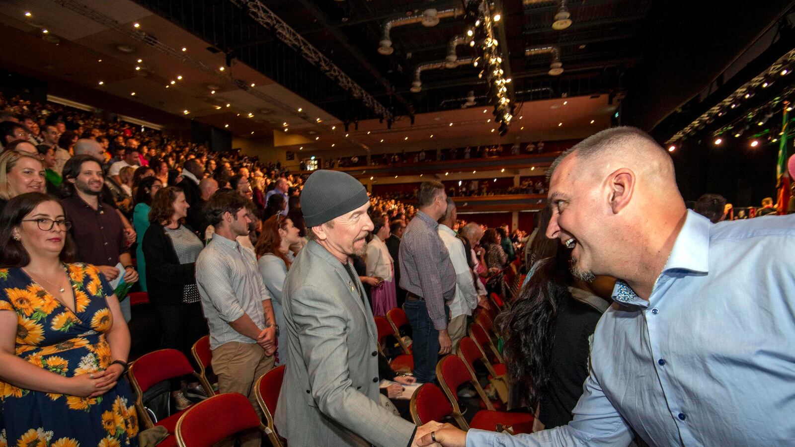 The Edge, gitarist van U2, nu officieel Iers staatsburger op 62-jarige leeftijd
