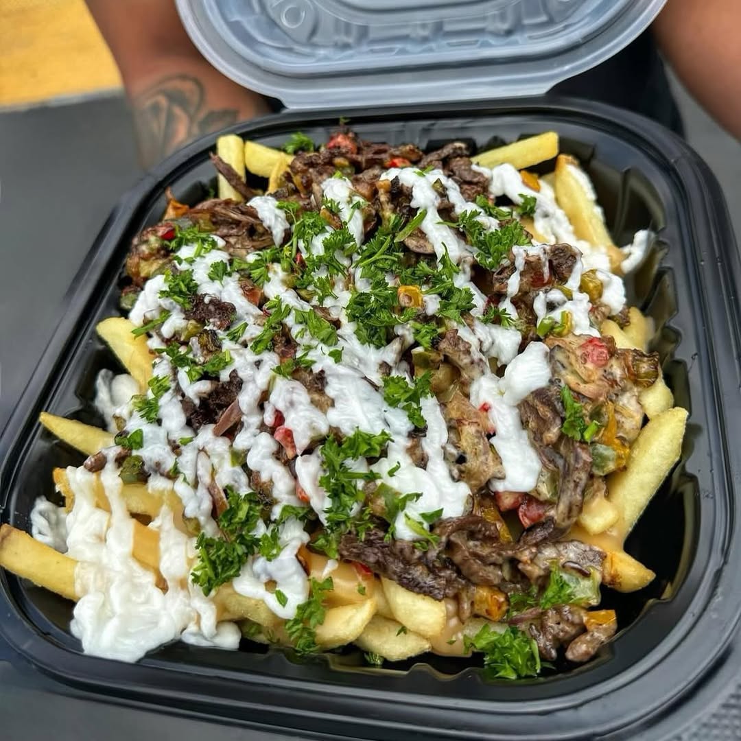 A loaded lunch worth the crave; order Halalsnackpa