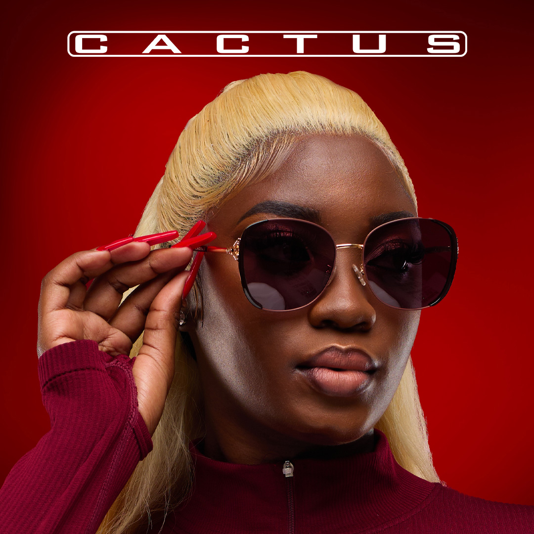 Bold looks good on you. 🔥 CACTUS eyewear for thos