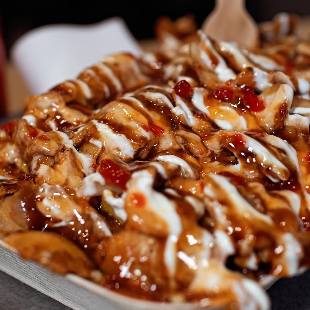Up and close to your cravings🥰Order a Halalsnackp