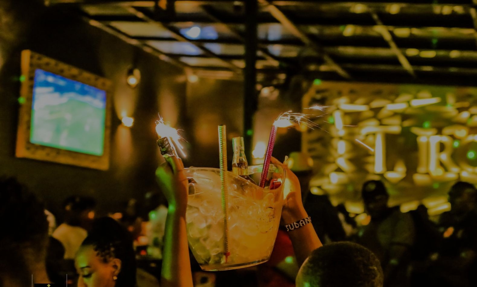 Thrones Lounge Bar & Restaurant