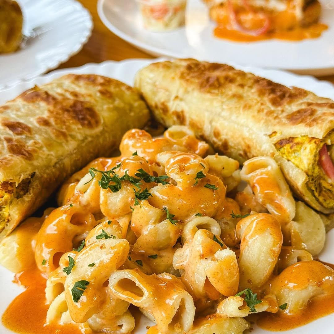 Because a great day starts with a great meal. Pop 