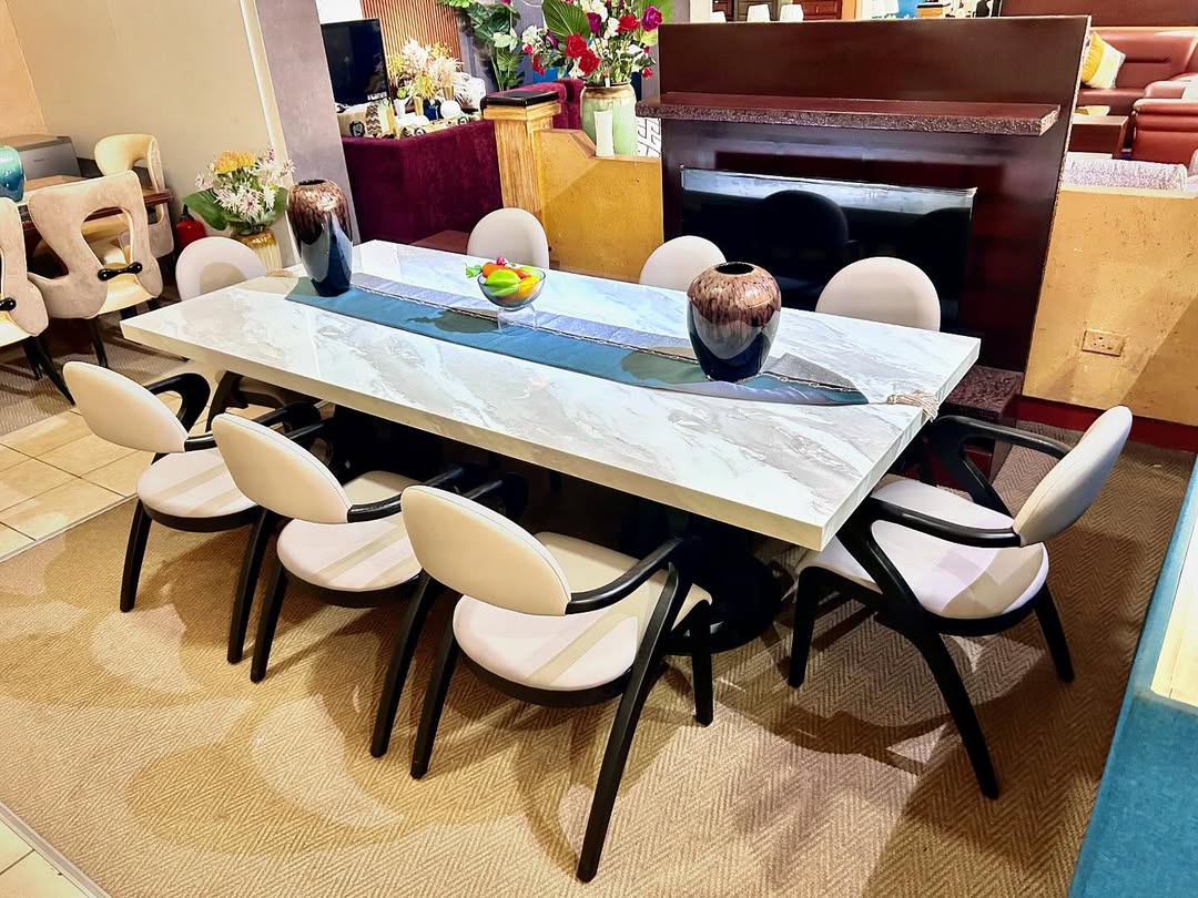 Perfect for every meal, our tables blend elegance 