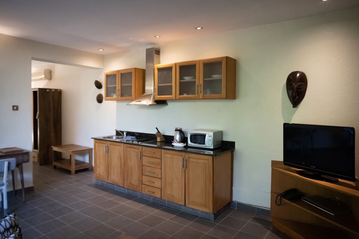 Executive Suite image 11