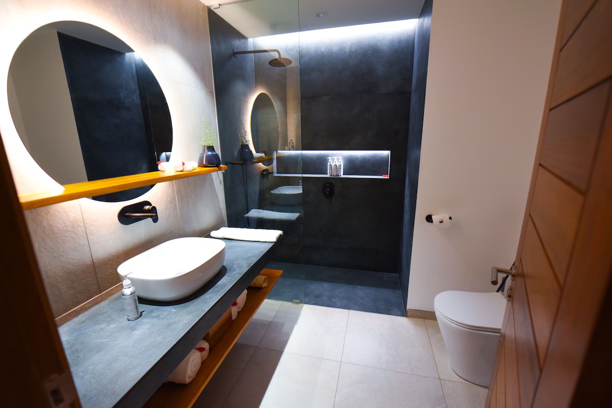 Business Double Room, 1 Bedroom, Balcony, City View image 16