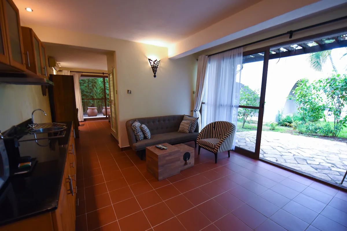 Executive Suite image 6