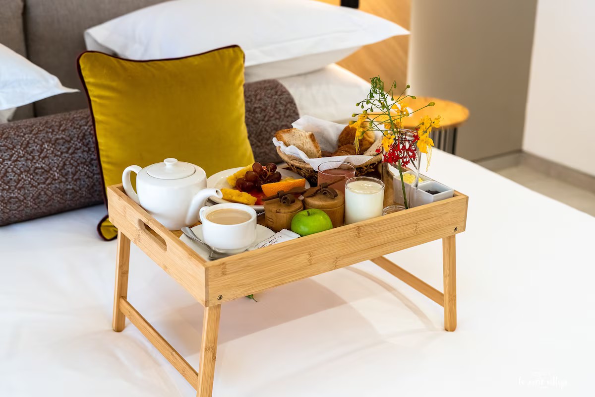 Business Twin Room image 6