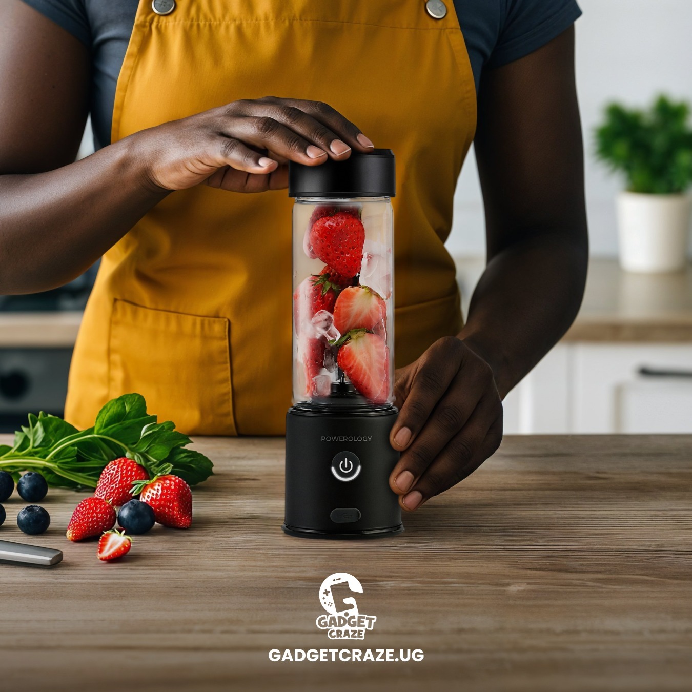 The Powerology 6-Blade Portable Juicer is your poc