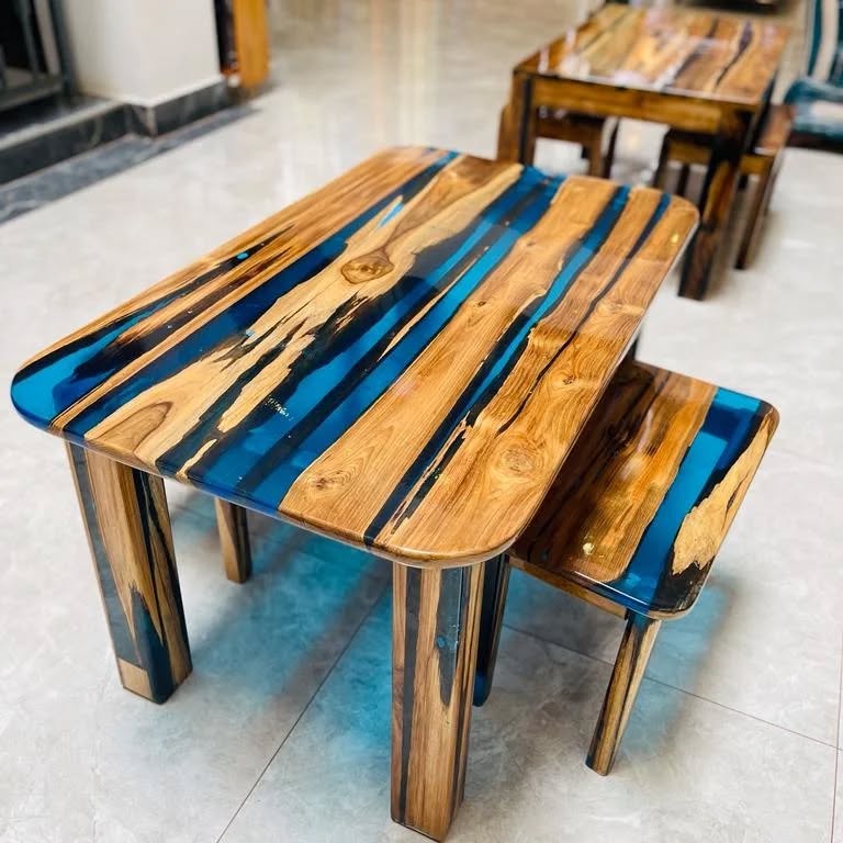 Reading/office space tables that will give you the
