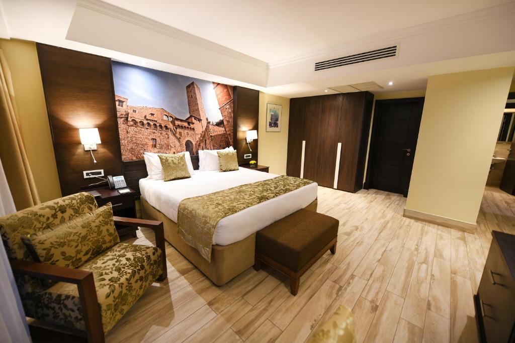 Three Bedroom Penthouse image 1