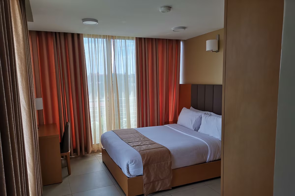 Classic Room, Balcony image 5