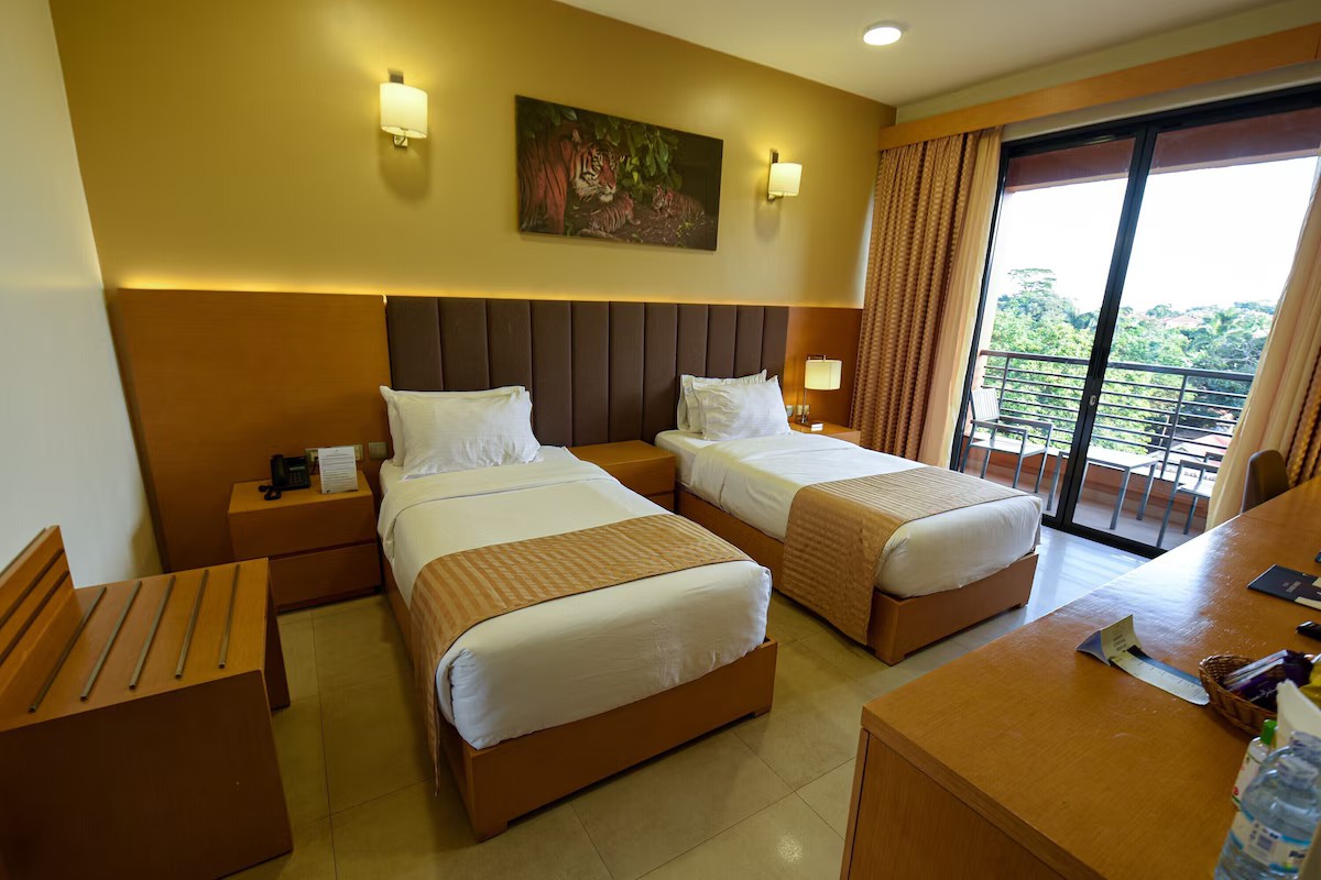 Classic Twin Room, Balcony image 1