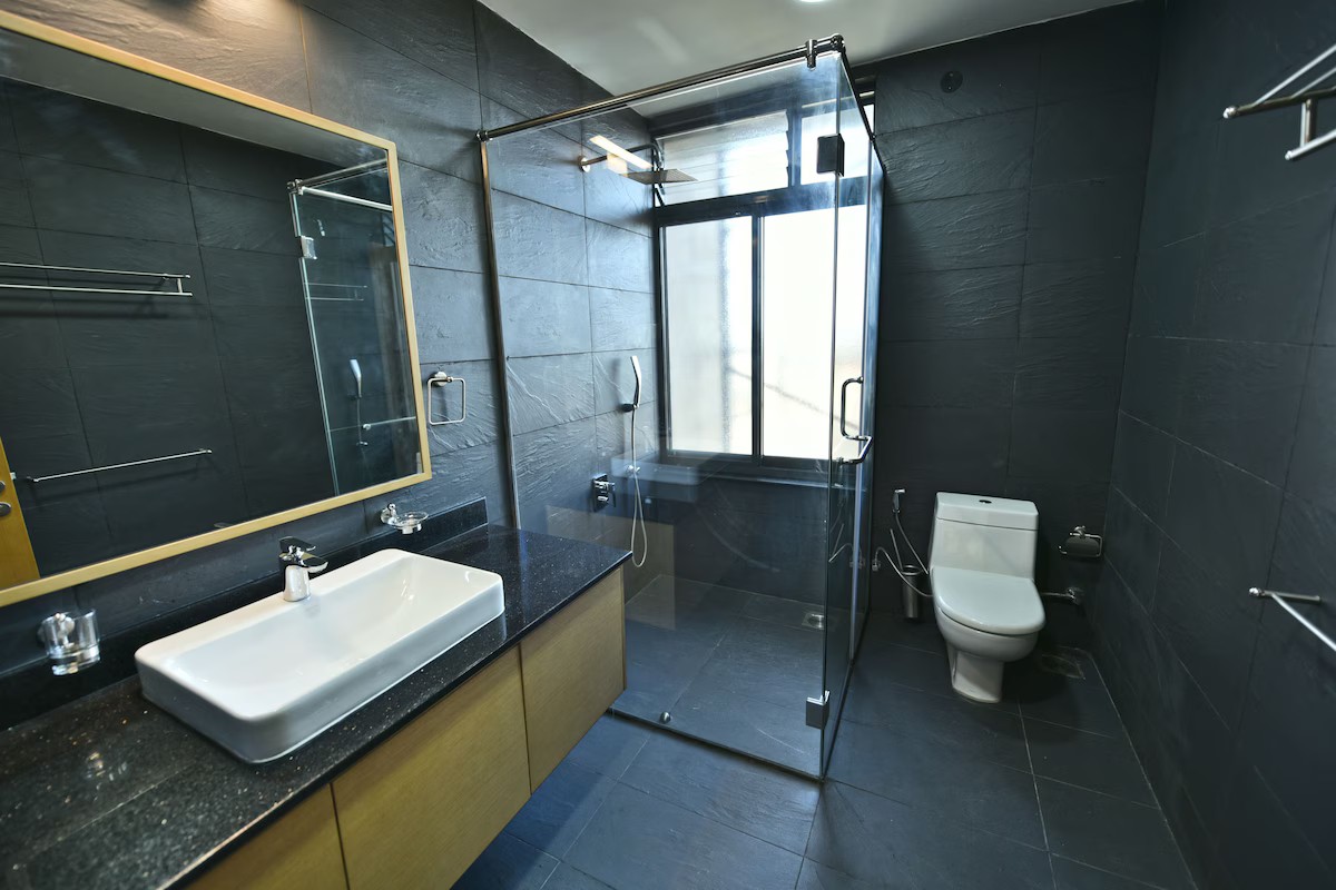 Junior Suite, Balcony, Lake View image 7