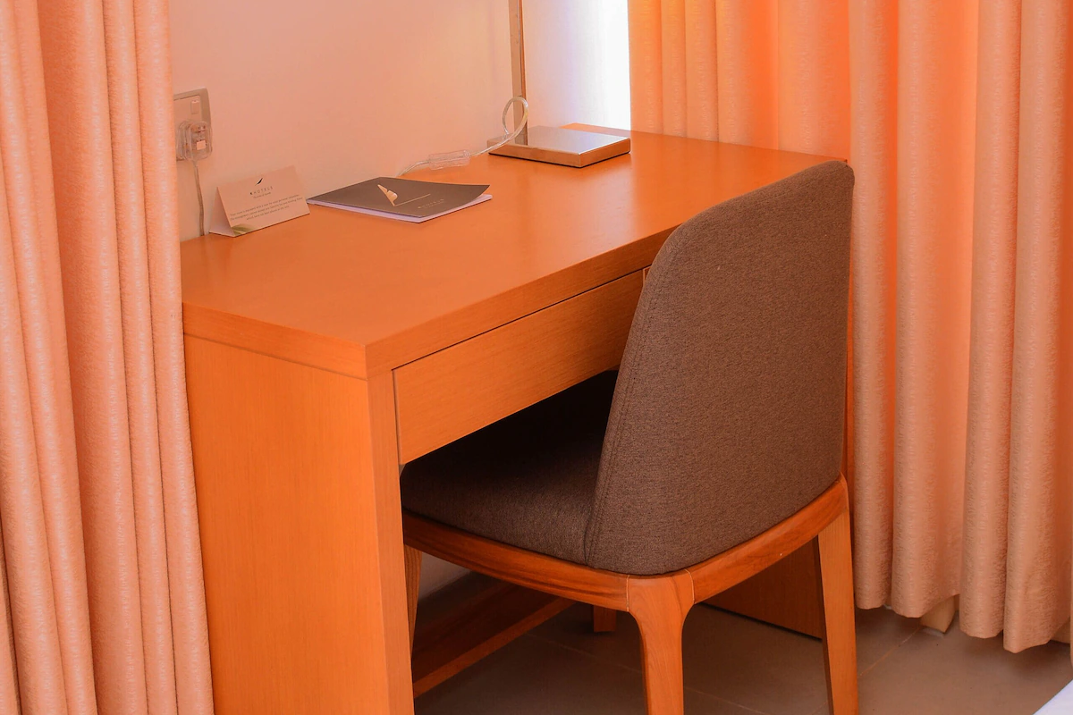 Classic Twin Room, Balcony image 9