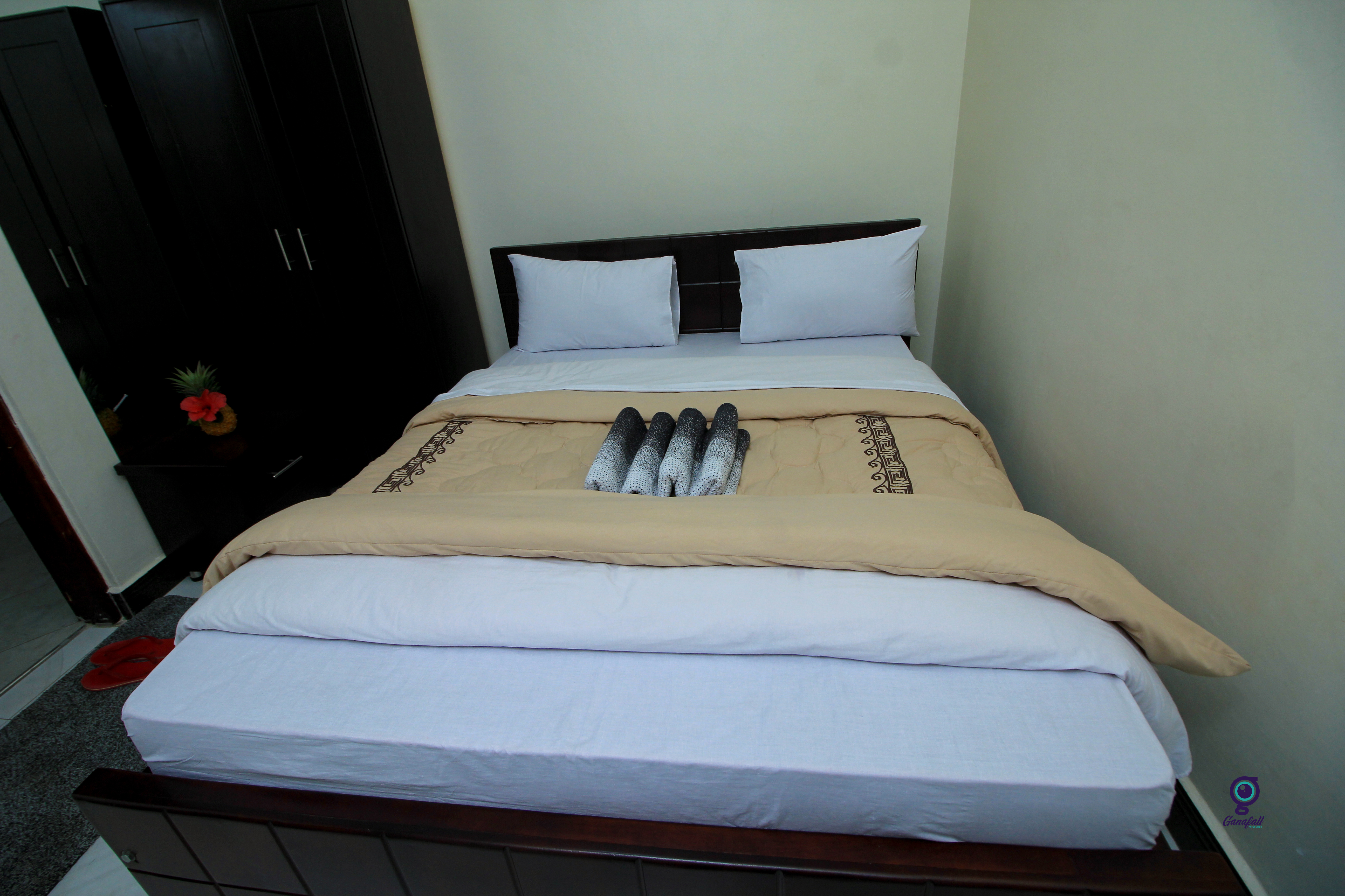 Deluxe Room image 3