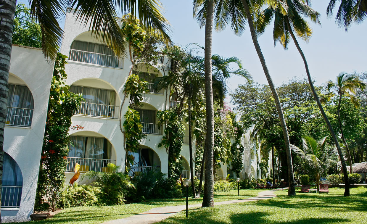 Plaza Beach Hotel