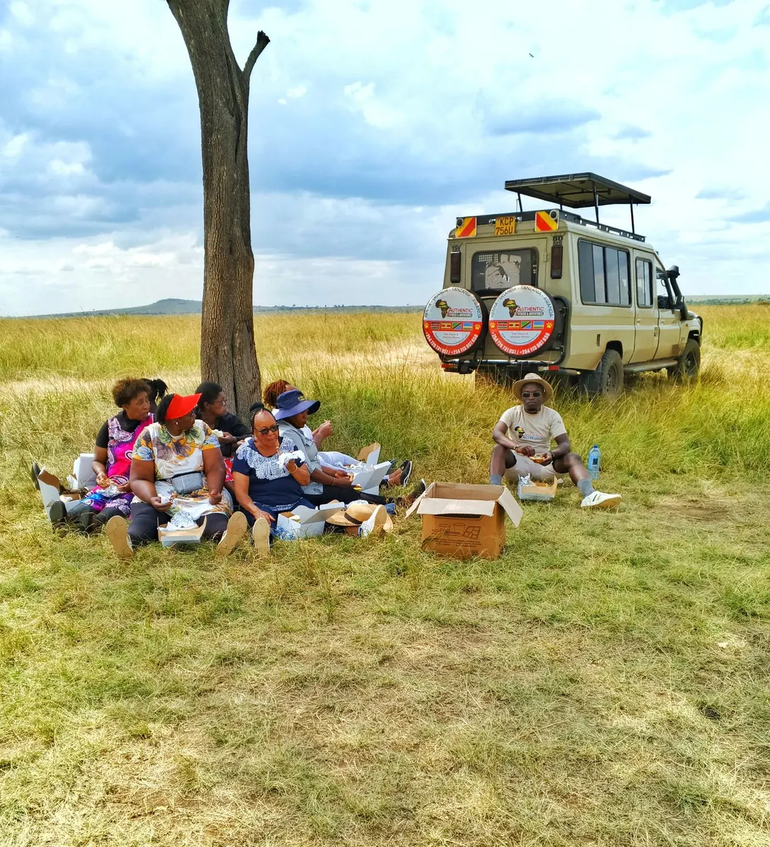 Masai Mara Hot Air Balloon Safari with Bush Breakfast image 2