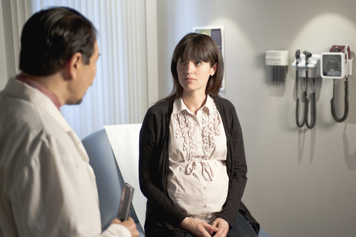 Calm prenatal care image for week 10 fetal period begins