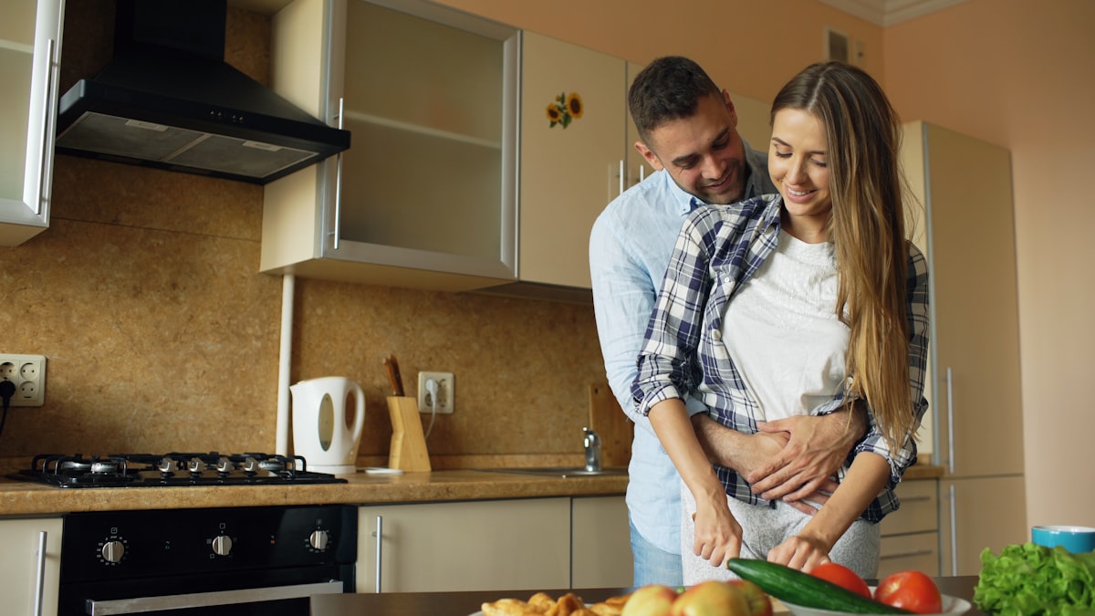 Pregnancy nutrition image for week 17 body comfort shifts