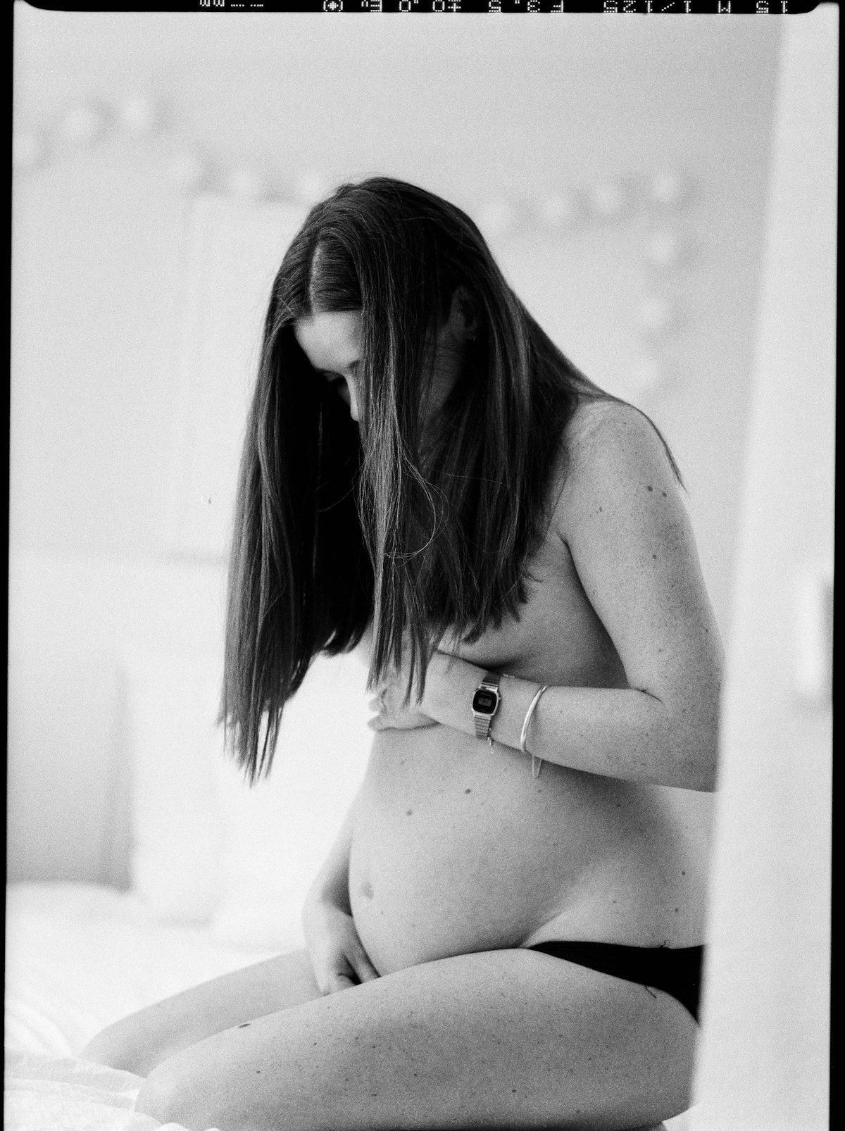 Gentle pregnancy wellbeing image for week 7 brain and face growth