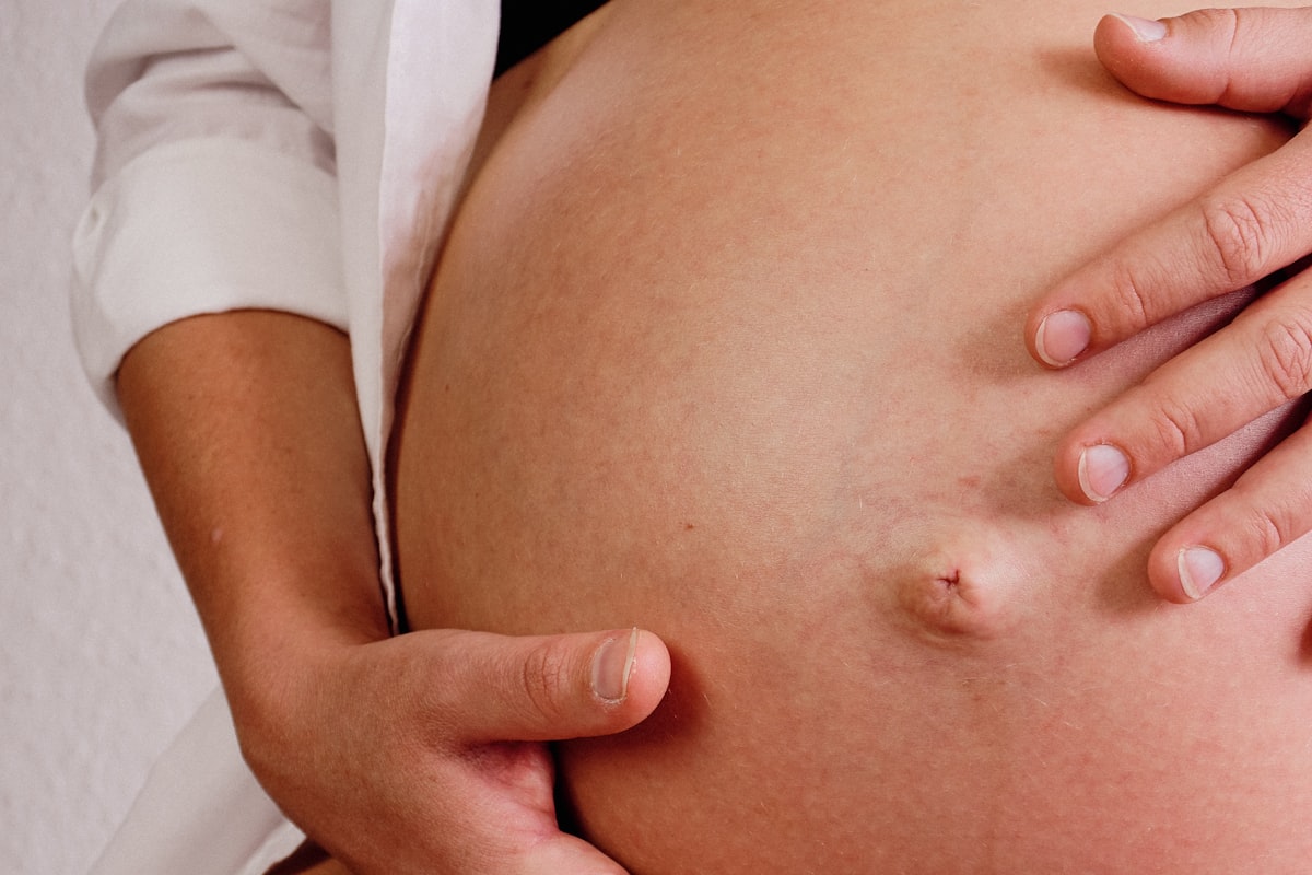 Pregnancy planning image for week 9 tiny movement starts