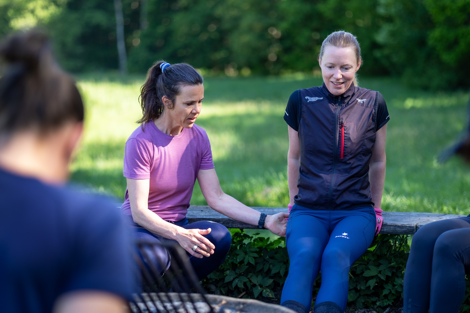 TrailMom – træning, fællesskab og bevægelsesglæde TrailMom udendørs træning og vejledning for kvinder i naturen