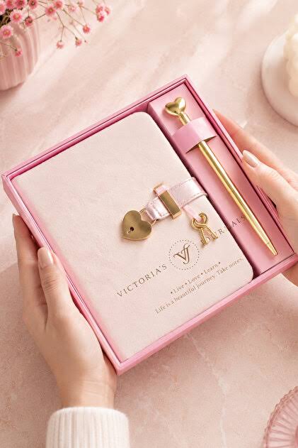 Victoria's Journals Hush Hush Kilitli Kutulu ve Kalemli Çizgili Defter - Pudra