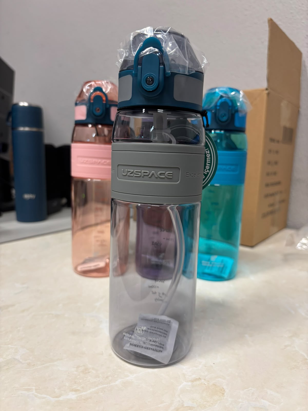 Uzspace 4106 Pipetli 600ML Matara 